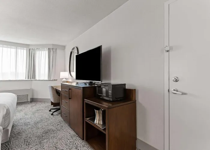 Hilton Arlington National Landing