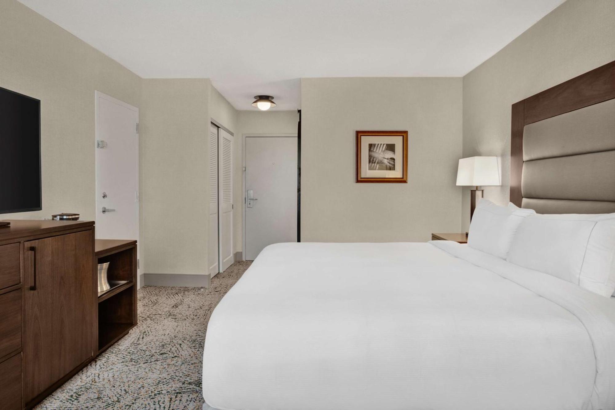 Hilton National Landing Hotel Arlington