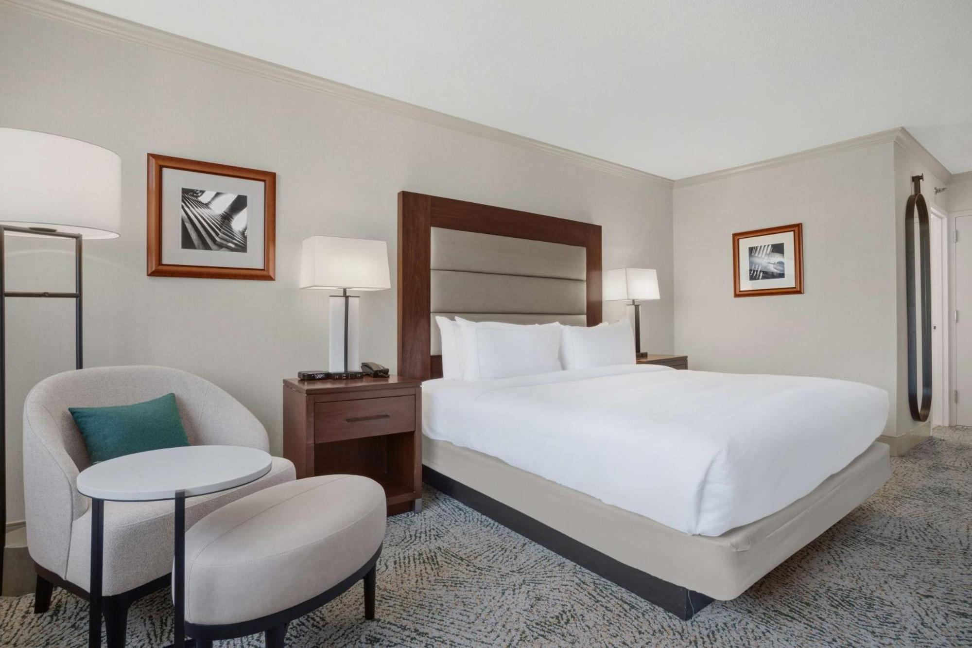 Hilton National Landing 3* Arlington