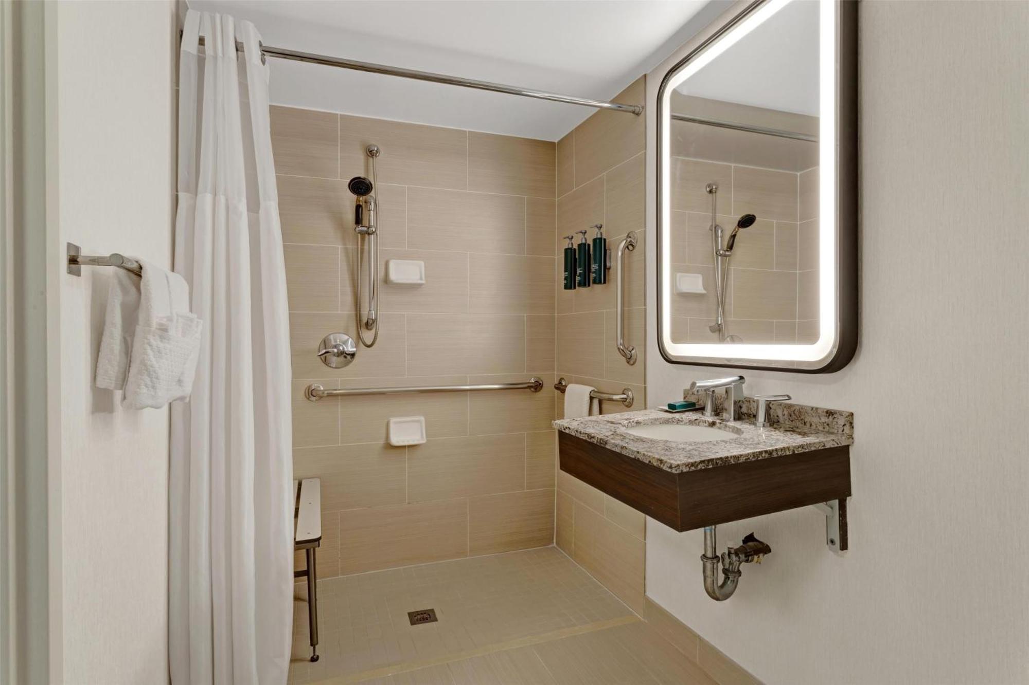Hilton National Landing Hotel Arlington
