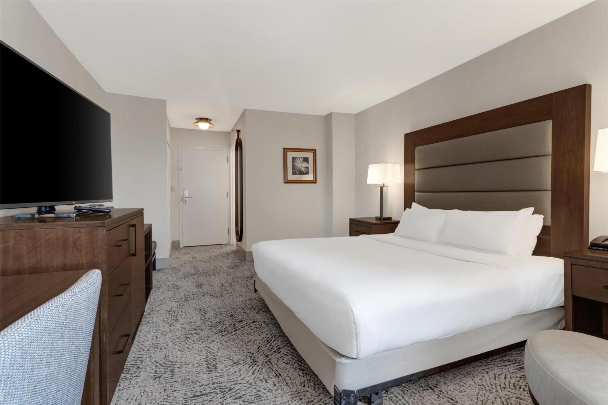 Hilton National Landing