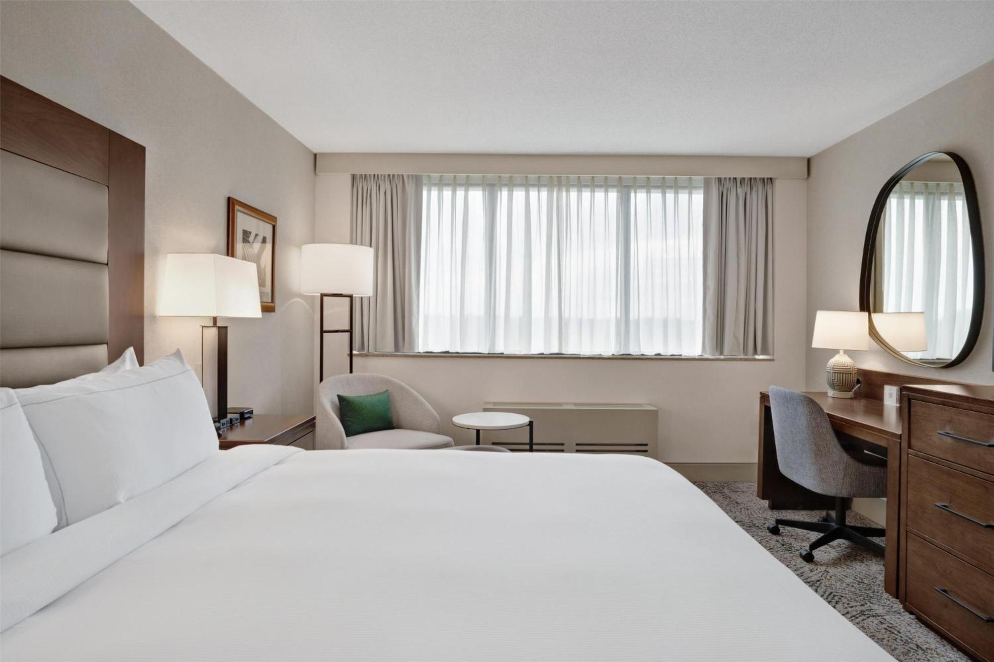 Hotel Hilton National Landing 3*
