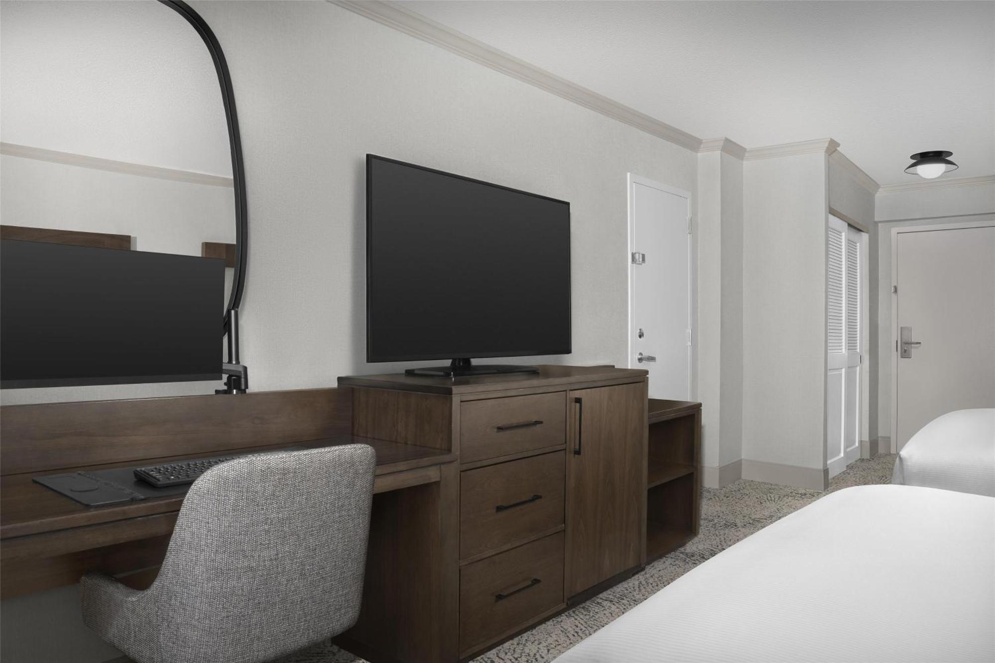 Hilton National Landing Hotel Arlington